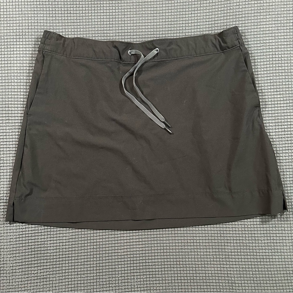 Speedo Women’s Athletic Swim Skirt Skort Black XL Built In Compression Shorts